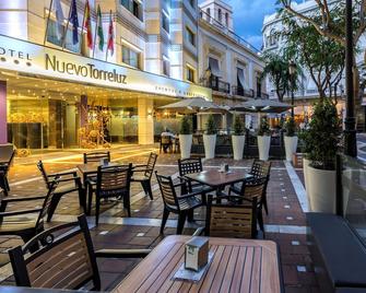 Hotel Nuevo Torreluz - Almeria - Pátio