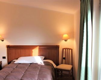 Hotel Santa Lucia - Bastia umbra - Bedroom