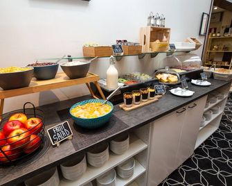 Safestay Brussels Grand Place - Brussels - Buffet