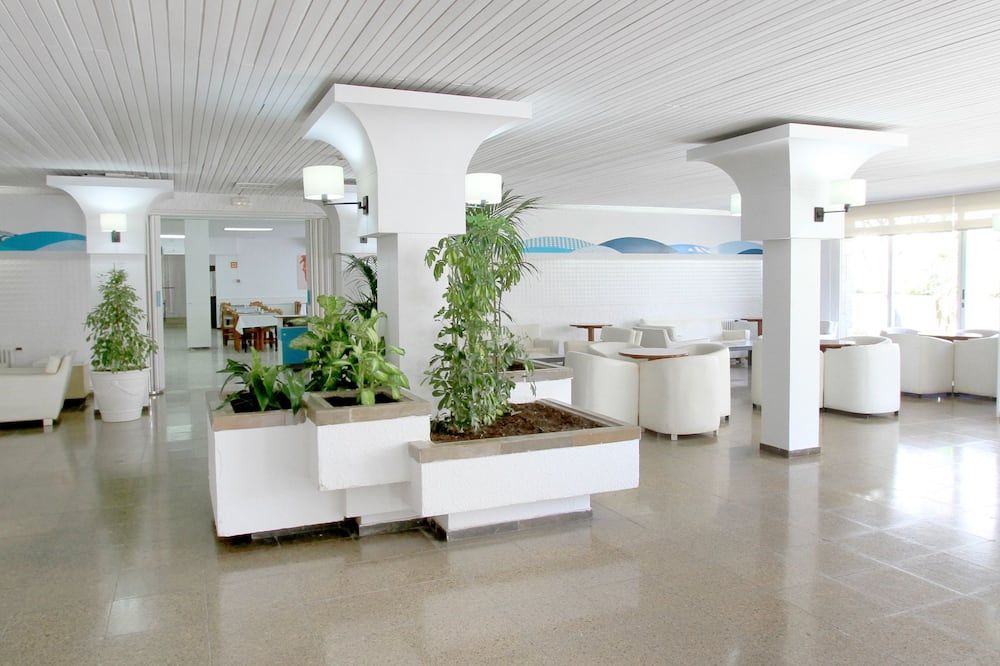 Hotel Villa Garbí - יורט דה מאר - לובי