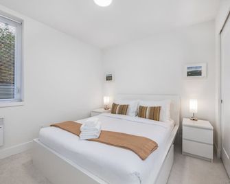 Modern 2B/1B Fremont Suite with Prime Walkability - سياتل - غرفة نوم