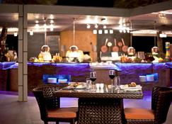 Novotel Hyderabad Convention Centre - Hyderabad - Κτίριο