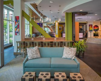 Hotel Indigo Asheville Downtown By IHG - Asheville - Lounge