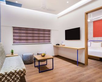 7 Apple Hotel Nashik - Nashik - Olohuone