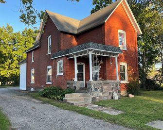 Cozy Rental Apartment in Clio MI - Clio - Building
