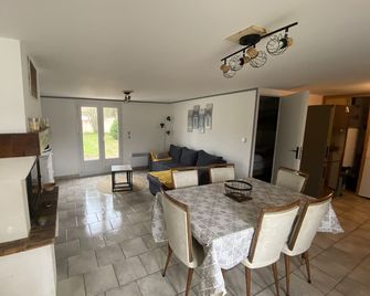 Maison de vacances - La Cotinière - Eetruimte