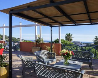 ibis budget Cannes Mougins - Mougins - Balcón