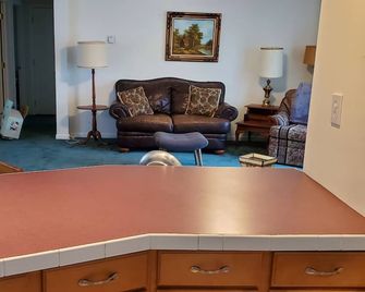 Cottage at Chimney Ridge Farms - Duncansville - Sala de estar