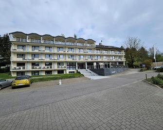 Hotel Sonnenhof - Bad Waldsee - Building
