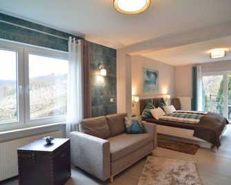Hotel-Restaurant-Weingut Kapellenhof - Klotten - Huiskamer
