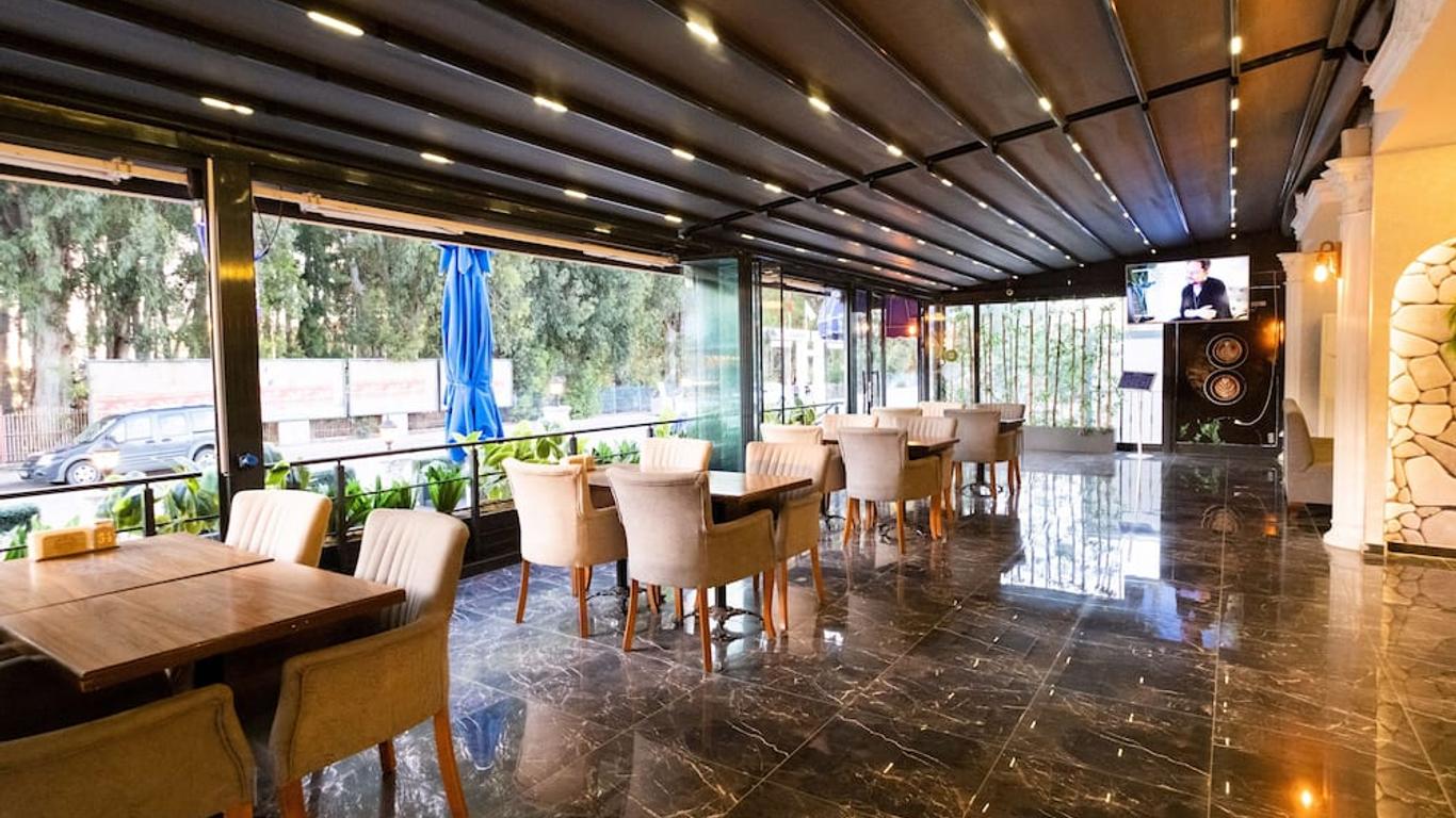 Elada Luxury Otel
