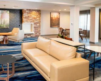Fairfield Inn & Suites by Marriott Bend Downtown - Bend - Area lounge