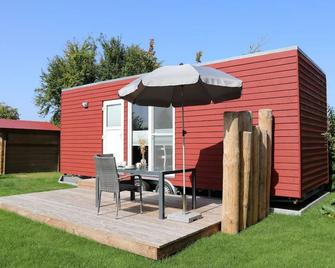 Ostsee Tiny Haus - Barth - Innenhof