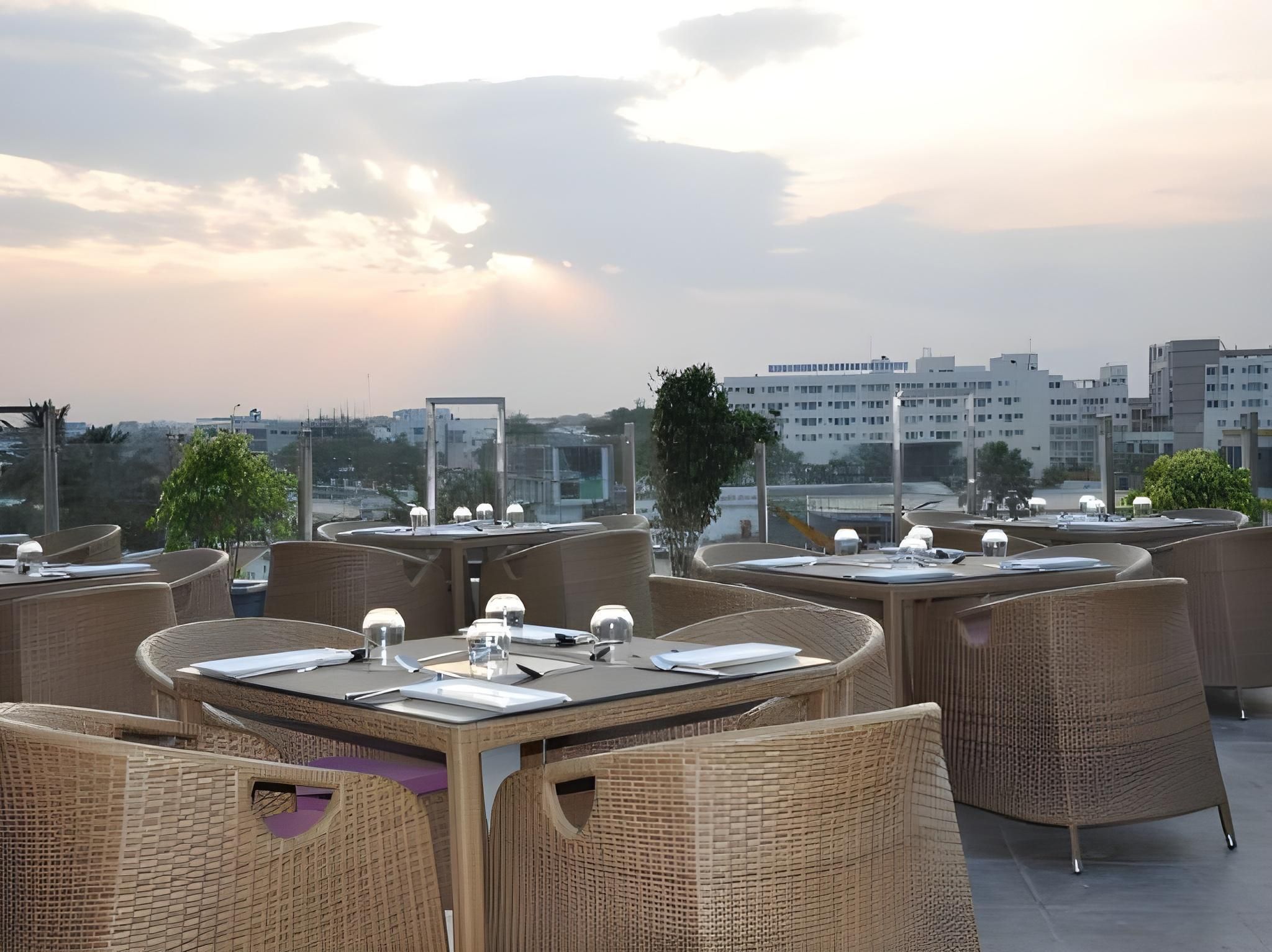 The Arcadia - קוימבאטור - מסעדה