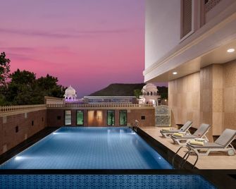 Justa Ssatva Resort, Udaipur - Udaipur - Pool