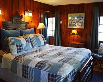 Moon River Cabins - Bellevue - Habitación