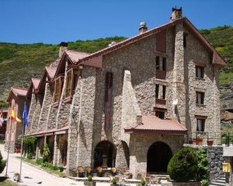 San Glorio - Llánaves de la Reina - Building