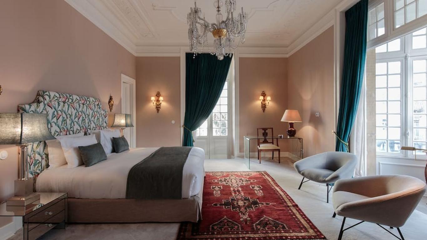 Dear Lisbon - Valmor Palace