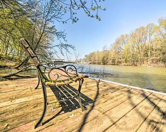 Cadiz Abode with Decks, Fire Pit, and Lake Access - Cadiz