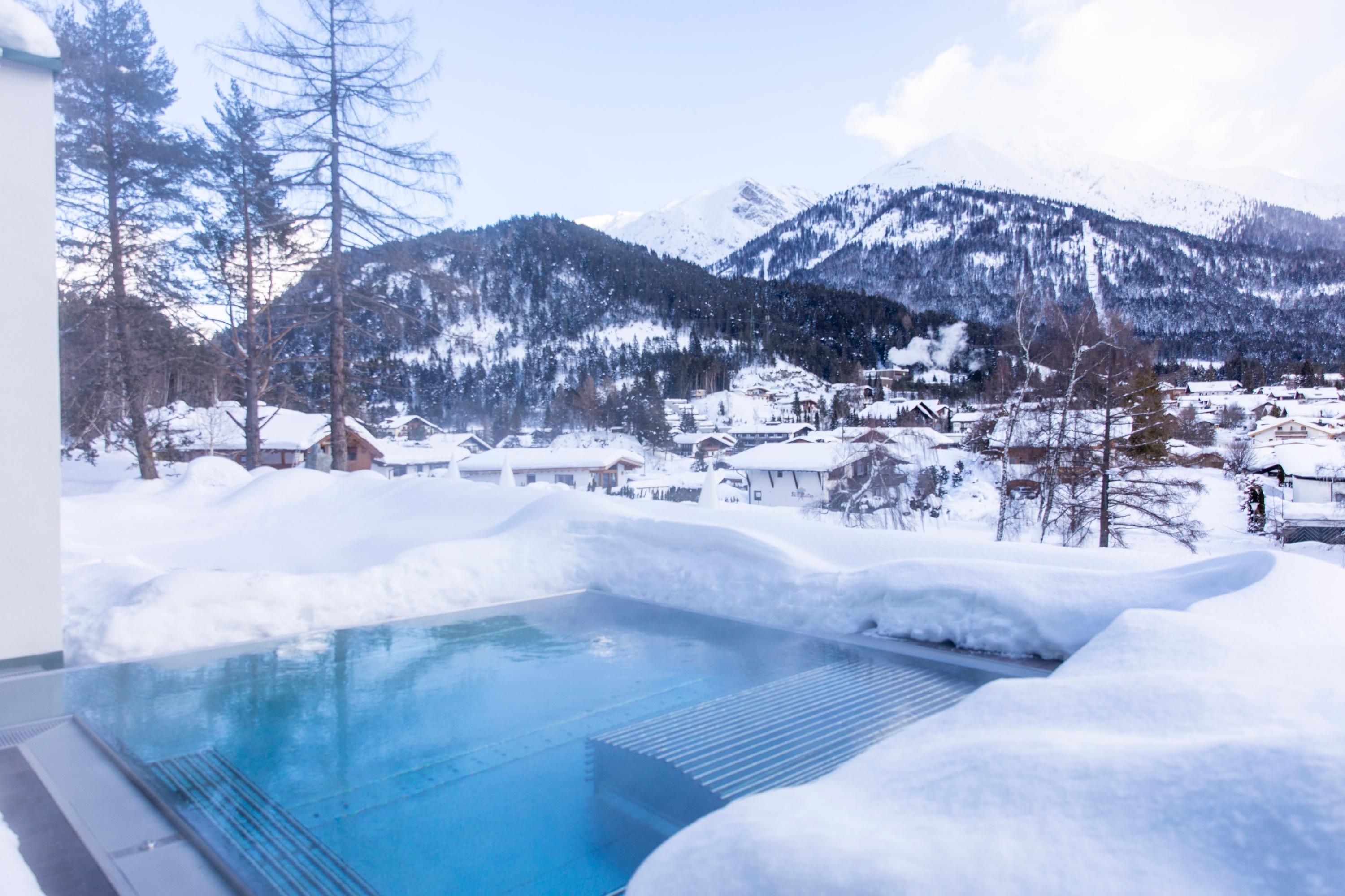 ألبين ريزورت ساشر - مدينة سيفيلد - حوض السباحة