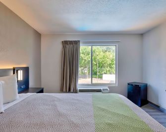 Motel 6 Virginia Beach Va - Virginia Beach - Bedroom