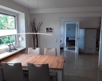 Ferienwohnung Bieniussa 3 - 게문덴 암마인 - 다이닝룸