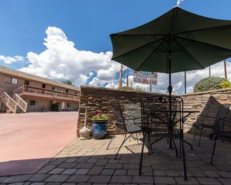Woodland Motel - Salida - Balcón