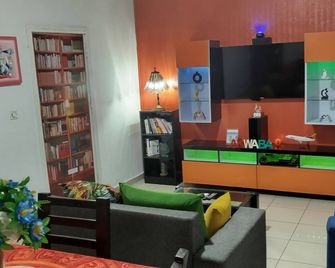 Agréable Appartement de 02 Pièces Meuble - Abidjan