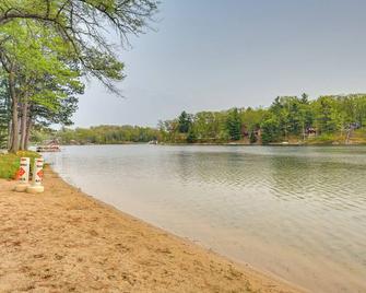 Harrison Cabin w/ Fire Pit & Elbow Lake Access! - Harrison