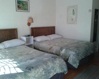 Capricorn Motel Royale 1000 Islands - Lansdowne - Schlafzimmer