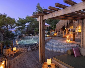 Perdue Hotel - Fethiye - Patio