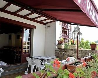 Hostel Ramuntcho - Saint-Jean-Pied-de-Port - Patio