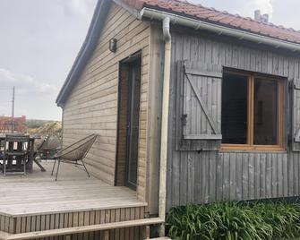Small house of 30 m2 with sea view 50 meters from the beach - Audresselles - Patio