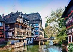 Le Cocon - Vue panoramique Strasbourg - Wifi - Netflix - Estrasburgo - Edifício