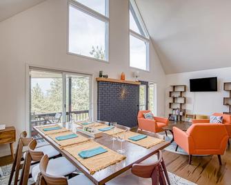 Tanglewood Retreat - Post Falls - Dining room