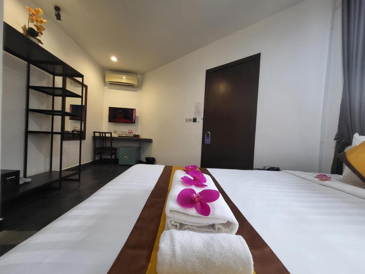 Sun Chakra Boutique Hotel - 50m to Museum & Royal Palace & Walking street