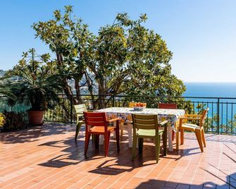 Casa Cycas by Interhome - Ospedaletti - Balcon