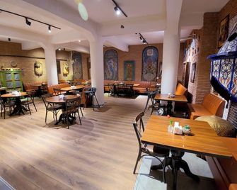 Think Hotel - Konya - Restaurace