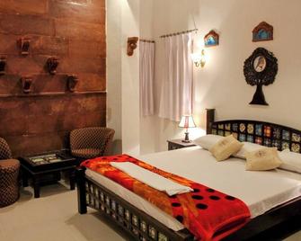 Kesar Heritage Boutique Home Stay - ג'ודפור - חדר שינה