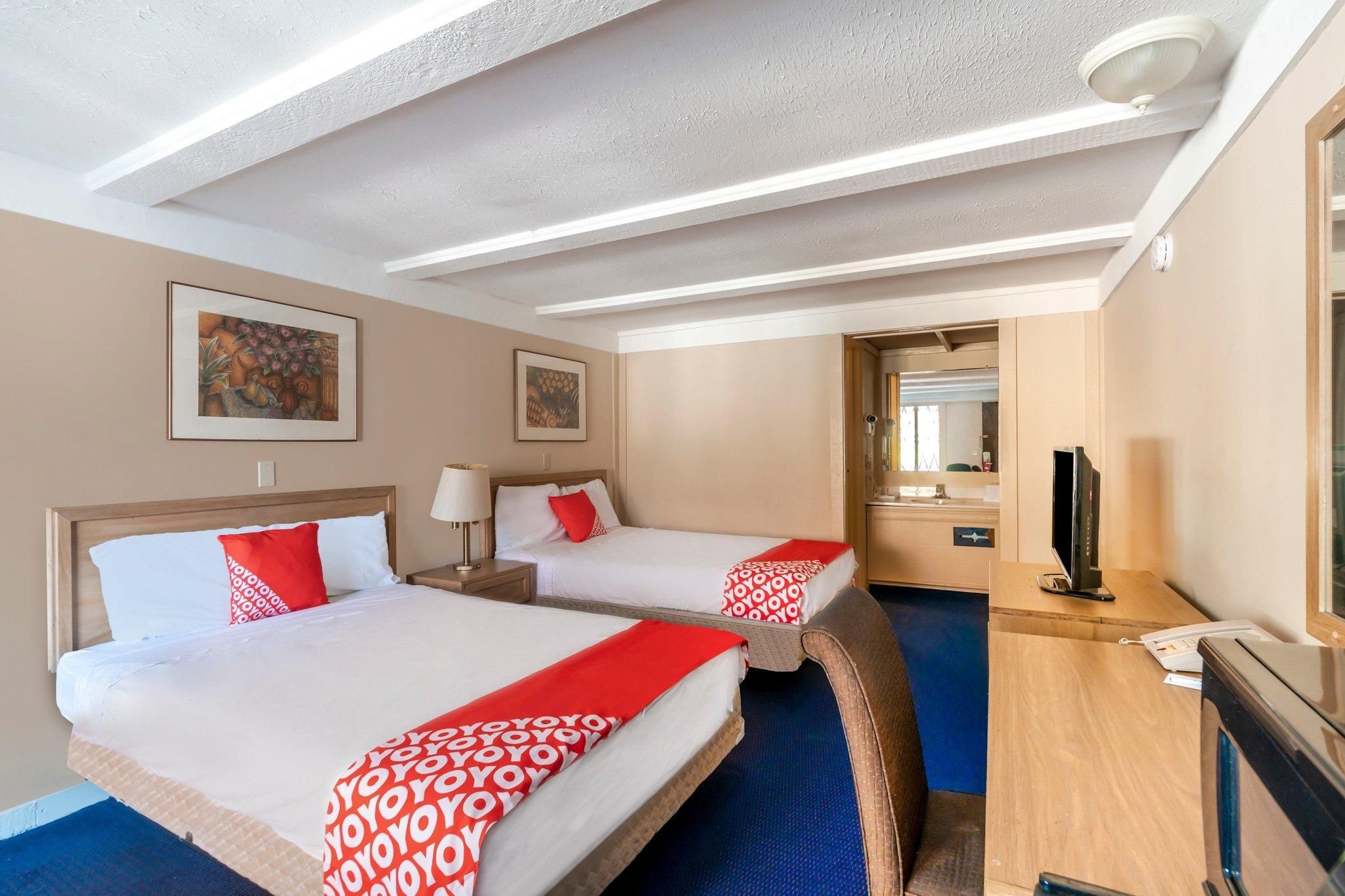 OYO Hotel Wadsworth Oh I-76 - Wadsworth - Спальня