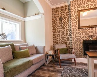 Moorland House - Scarborough - Living room