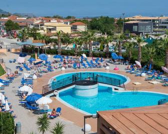 Alexander the Great - Zante - Piscina