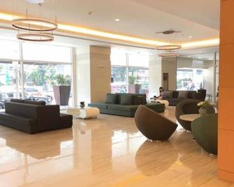 Green Residences - Manila - Lobby