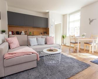 Fullhouse - Zwickau - F45 Apartments - Smarttv - Nespresso - Zwickau - Pokój dzienny