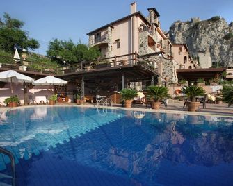 Hotel Villa Sonia - Castelmola - Piscina