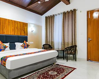 Corbett Jungle Breeze Resort - Rāmnagar - Schlafzimmer