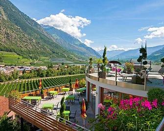 Genusshotel Panorama - Kastelbell-Tschars - Außenansicht
