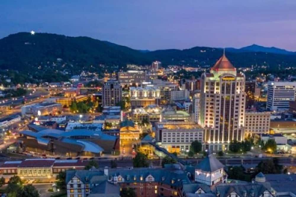 Outdoors view view of Historic Downtown 2 Br/2ba Executive Suite