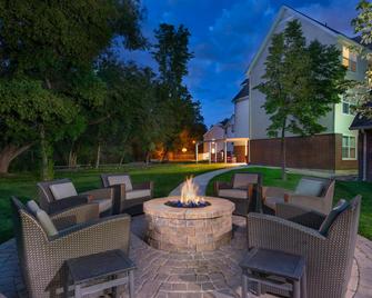 Residence Inn by Marriott Provo - Provo - Patio