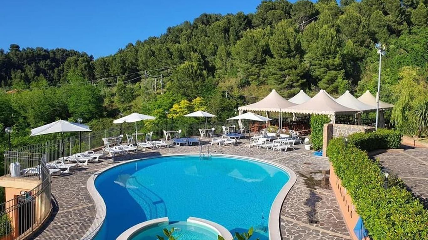 Paradiso Country House